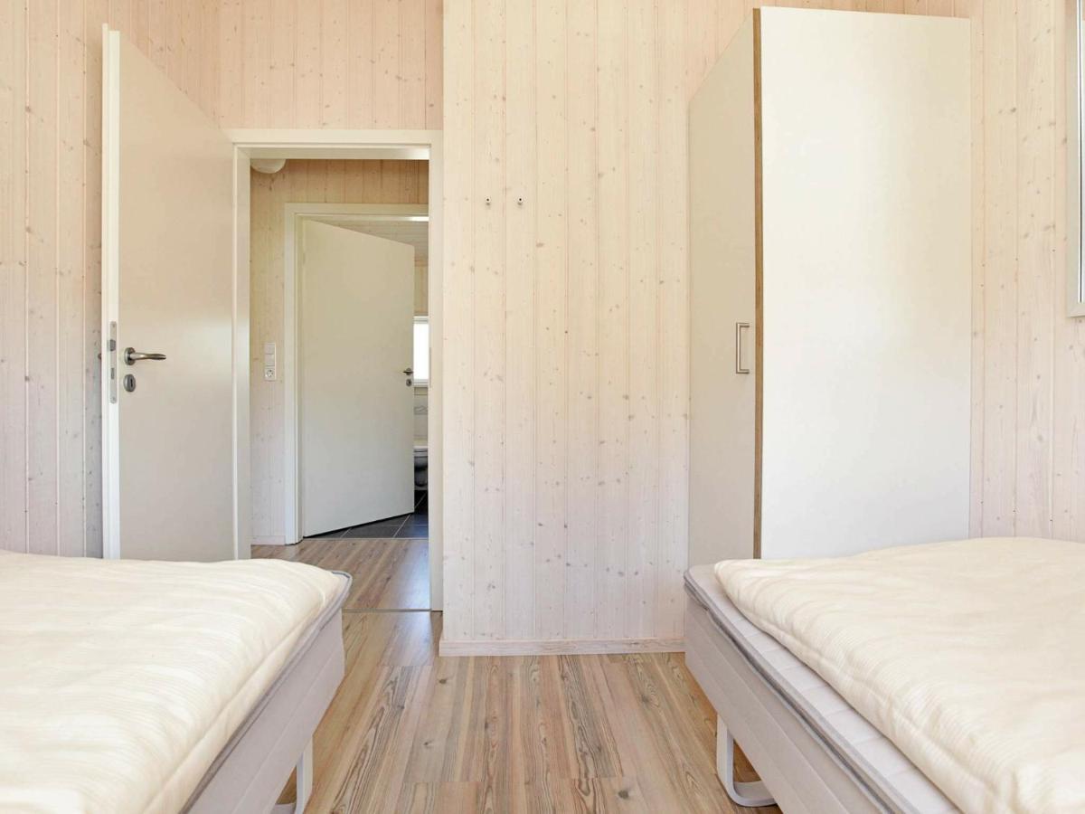 Four-Bedroom Holiday Home In Grossenbrode 1 Esterno foto