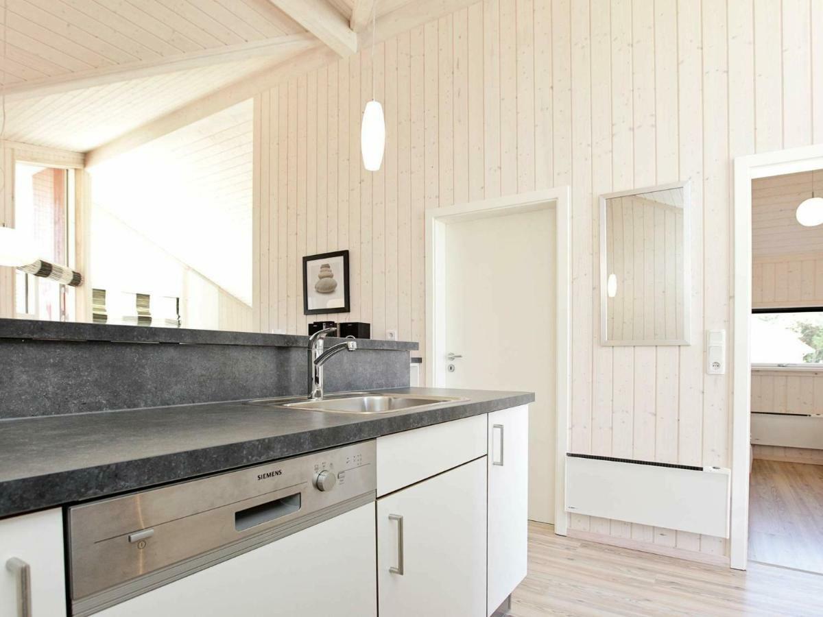 Four-Bedroom Holiday Home In Grossenbrode 1 Esterno foto